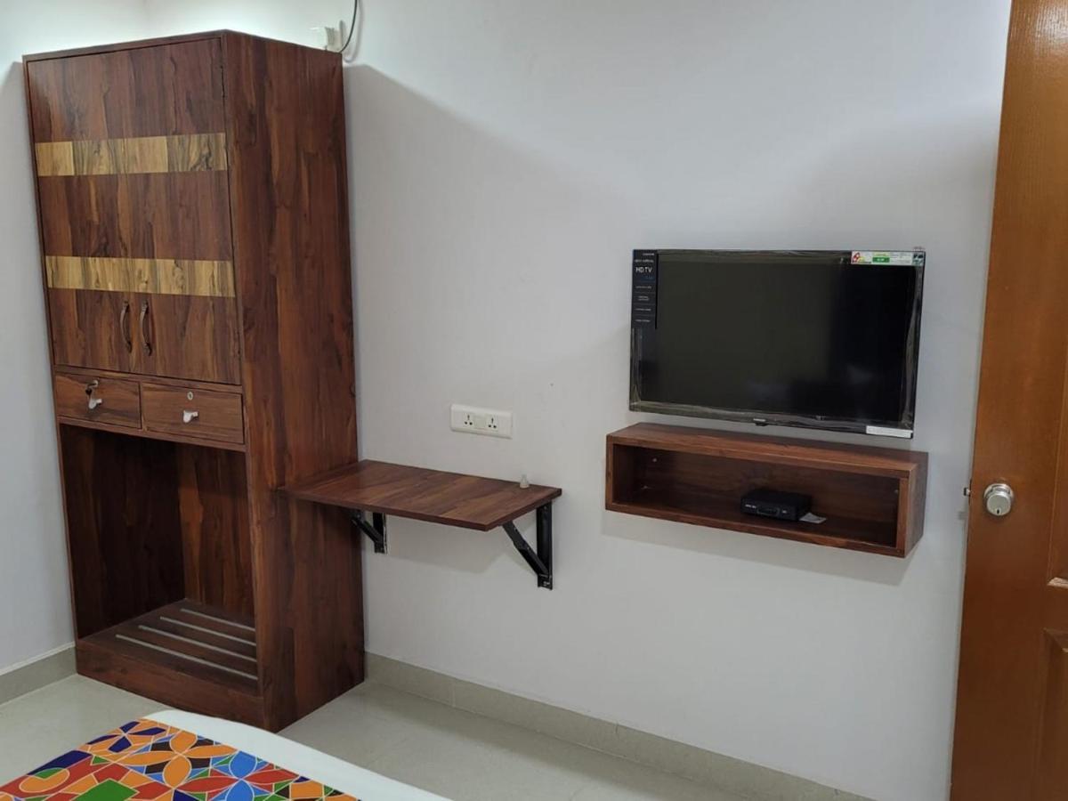 Hotel Prime Jubilee Hyderabad Exterior photo