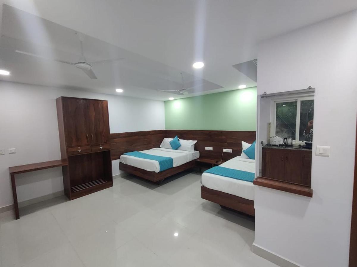 Hotel Prime Jubilee Hyderabad Exterior photo