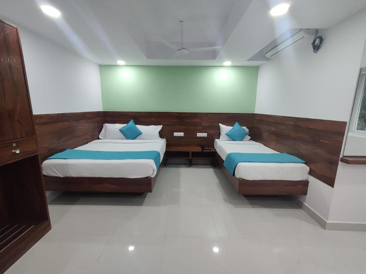 Hotel Prime Jubilee Hyderabad Exterior photo